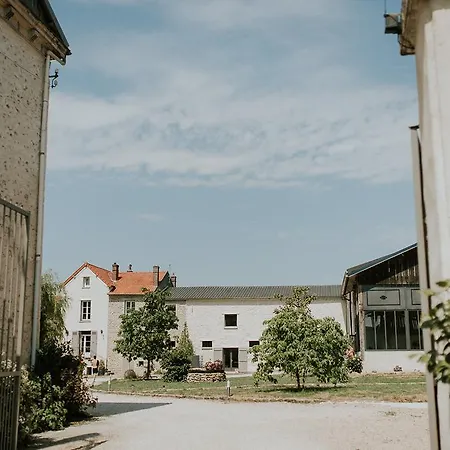 Ferme Du Grand Du Bois Bed & Breakfast 3*